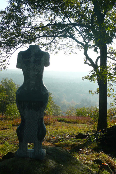 Recent Sculpture - ETRUSCAN MAEAND:MOTHER BEAR Sculpture